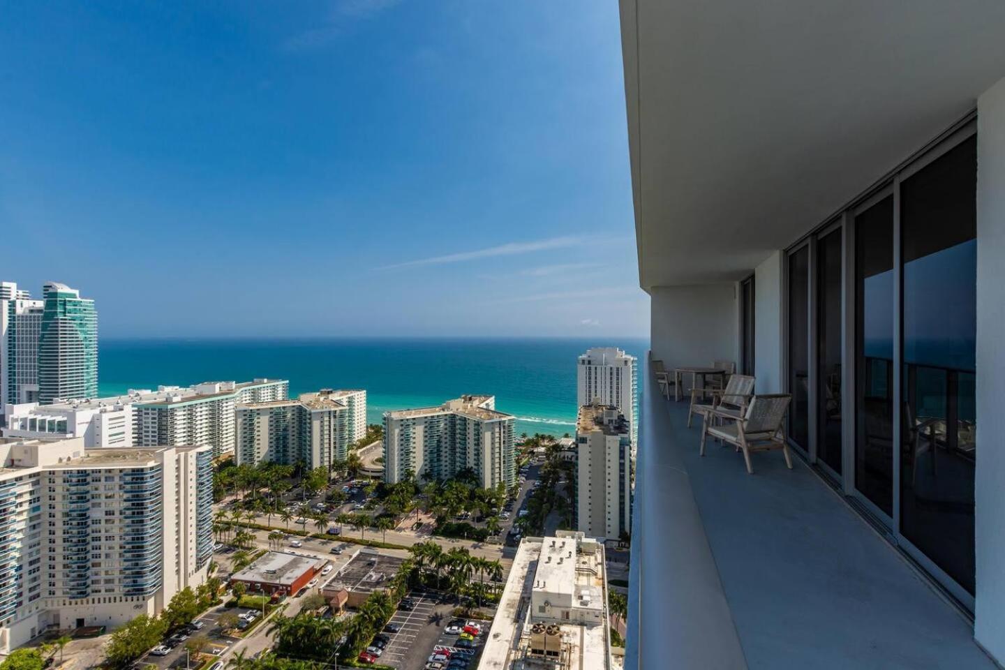 Amazing Apartments At H Beach House Hollywood Exterior foto