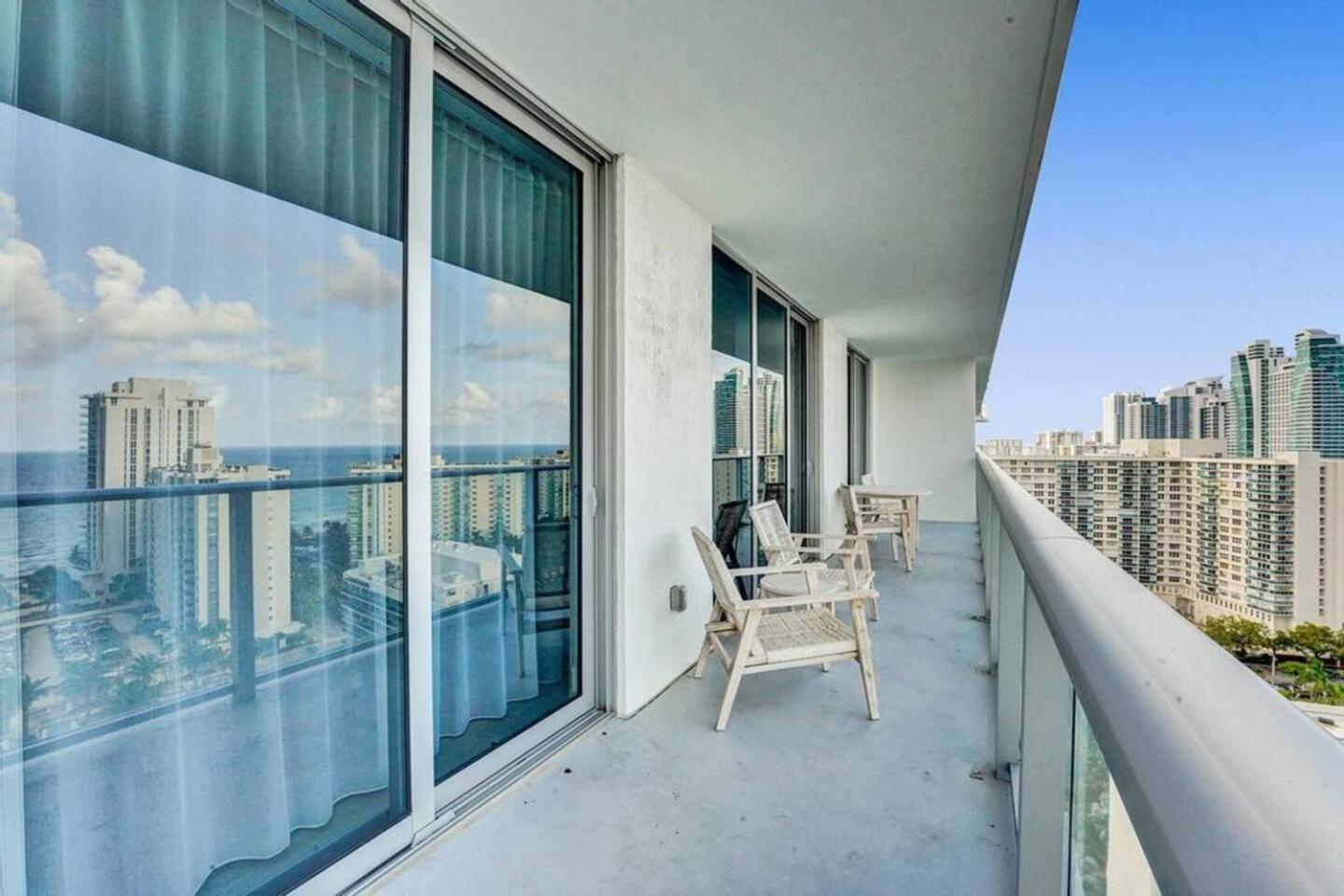 Amazing Apartments At H Beach House Hollywood Exterior foto