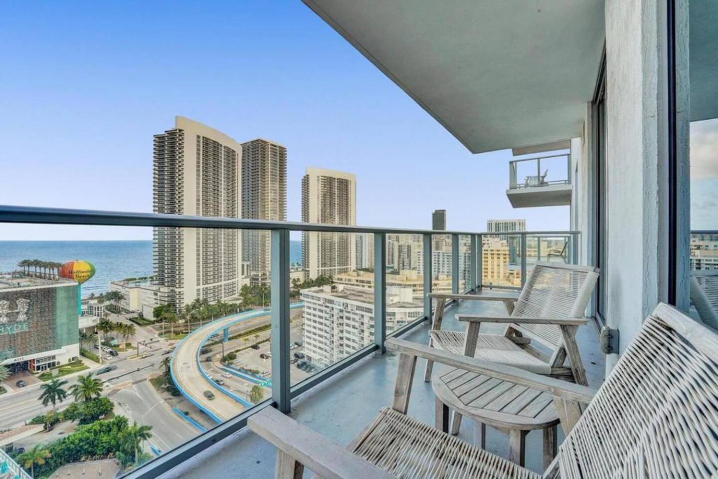 Amazing Apartments At H Beach House Hollywood Exterior foto